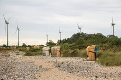 Strandkörbe und Windmühlen