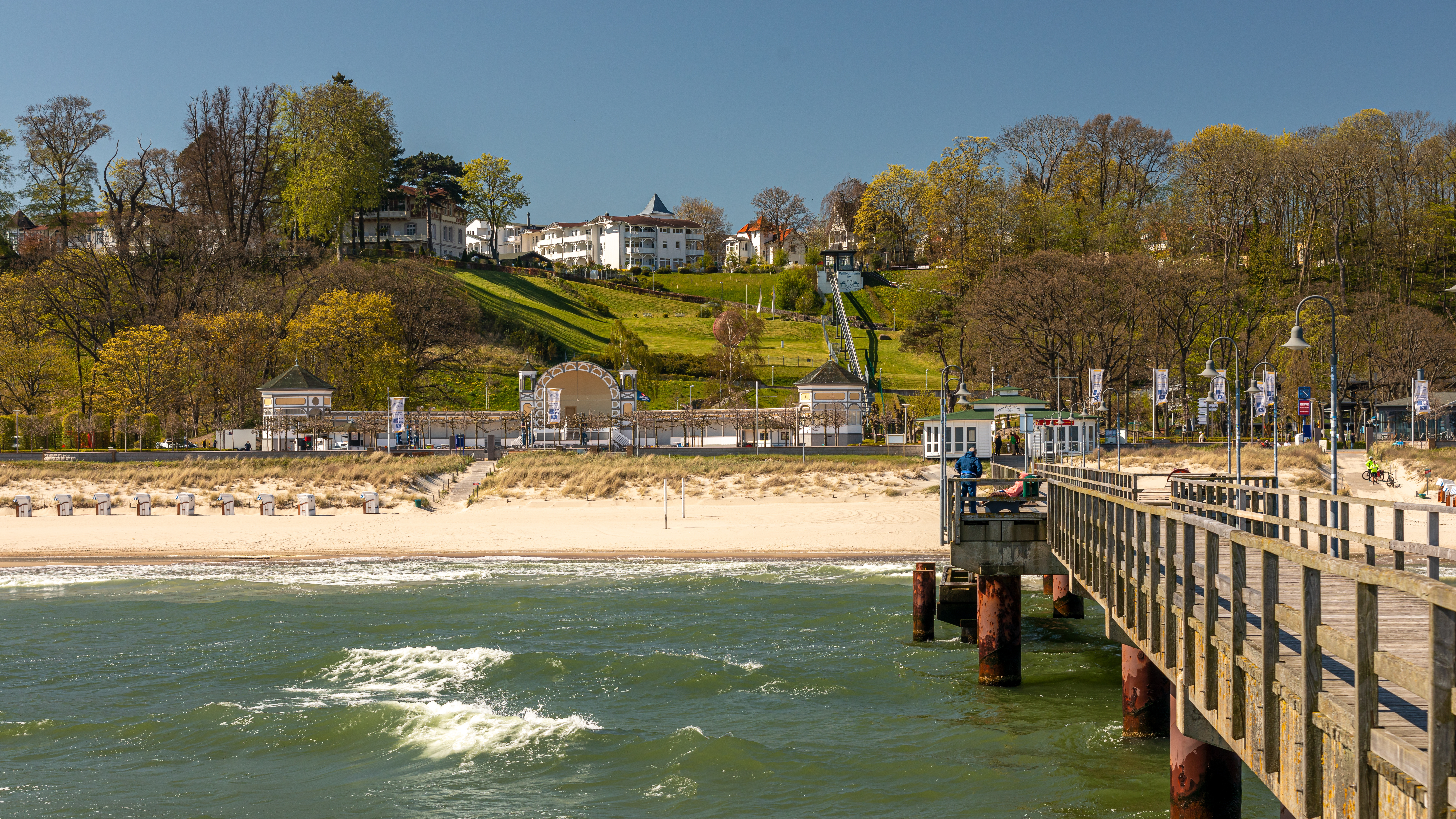 AdobeStock_612128673